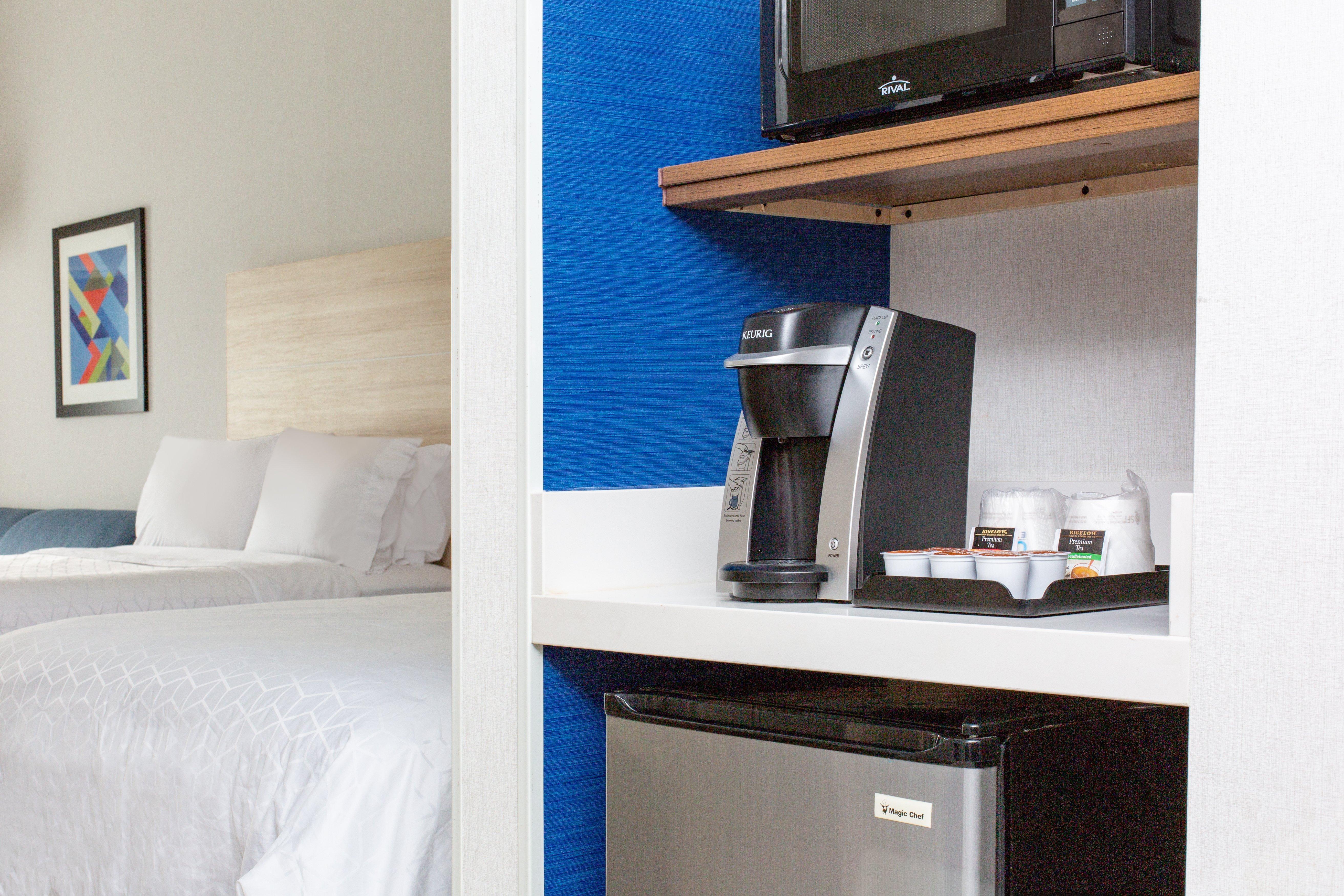 Holiday Inn Express Ontario By Ihg Creekside Exterior foto