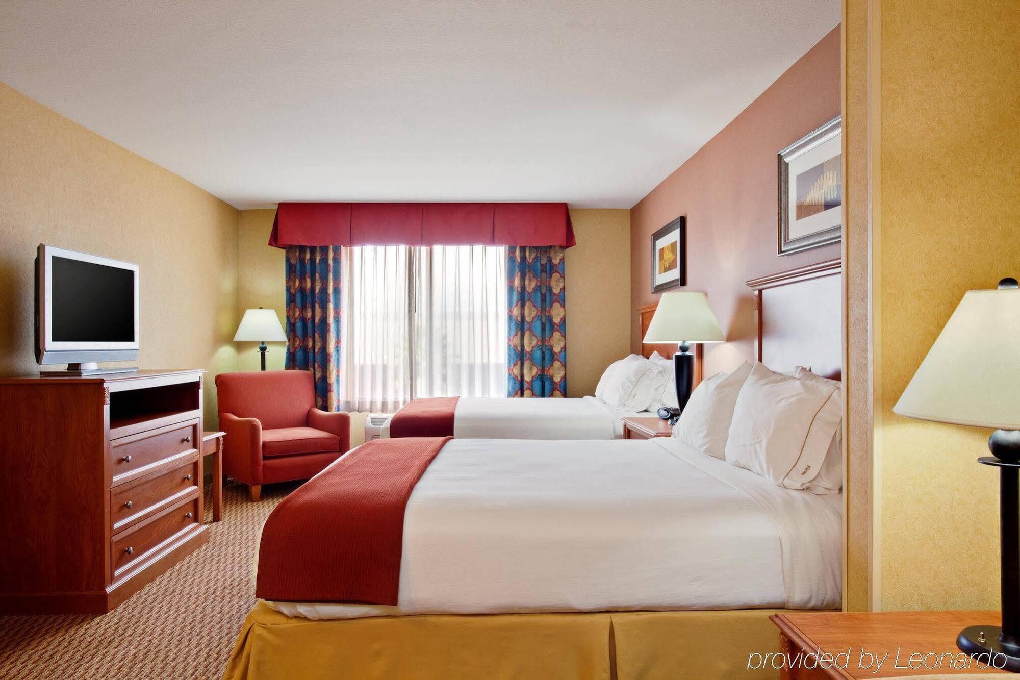 Holiday Inn Express Ontario By Ihg Creekside Exterior foto